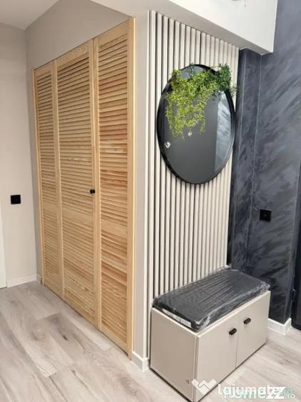Apartament cu 3 camere semidecomandat în Dorobanți