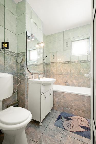 Apartament cu 4 camere decomandat, mobilat în Micro 18