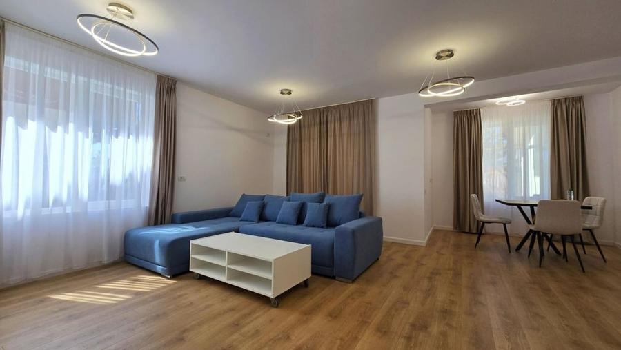 Casă cu Teren 305 Mp în Corbeanca