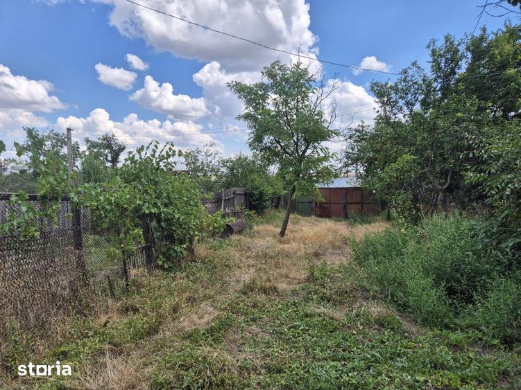 Casă cu 5 camere cu Teren 5867 Mp în Vârlezi