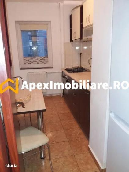 Apartament cu 2 camere decomandat în Drumul Taberei