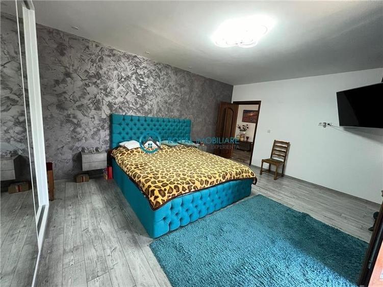 Casă individuală cu 5 camere cu Teren 5683 Mp în Românești