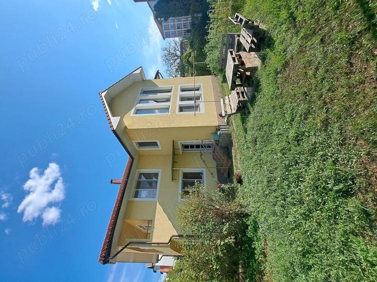 Casă cu 6 camere cu Teren 440 Mp în Ștefan cel Mare