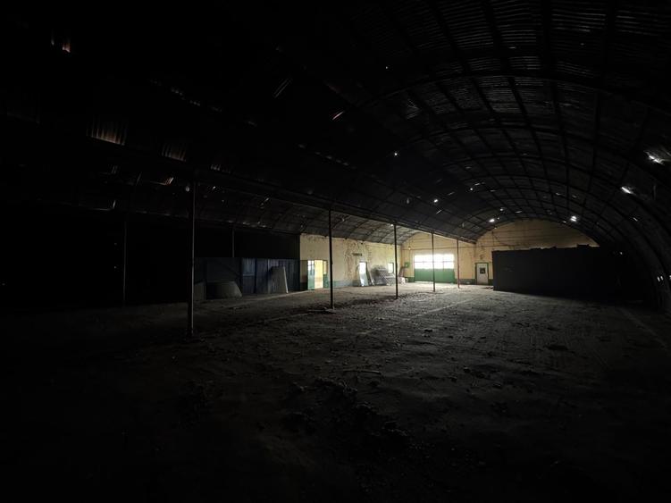 Spațiu industrial, de 130 mp, în Bucium