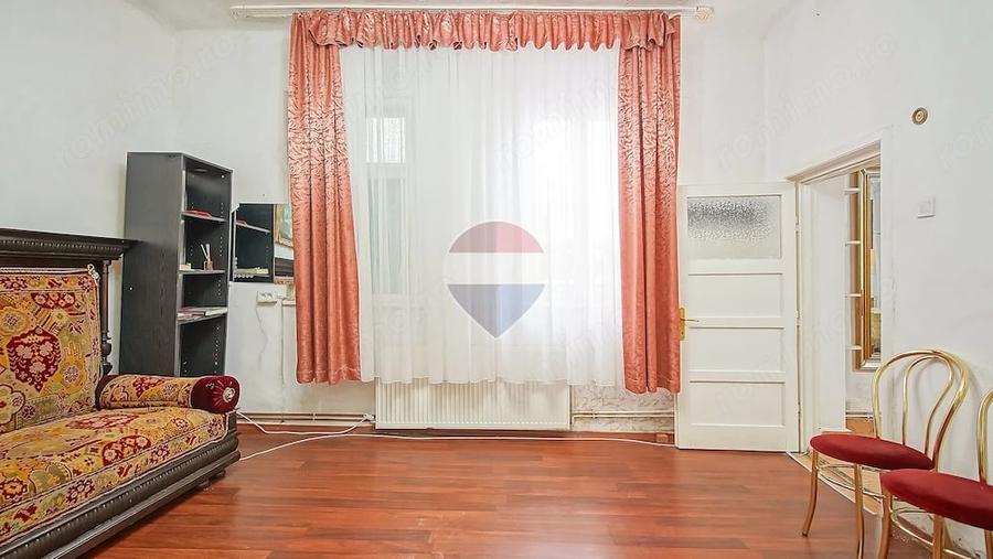 Casa cu 2 apartamente, terasa ?i garaj, zona Pia?a Unirii, Bra?ov - 12