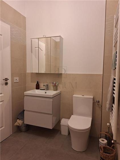 Casă individuală cu 4 camere cu Canalizare în Chișoda