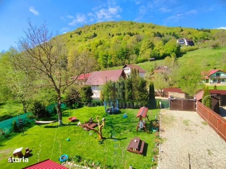 Casă cu 4 camere în Predeluț