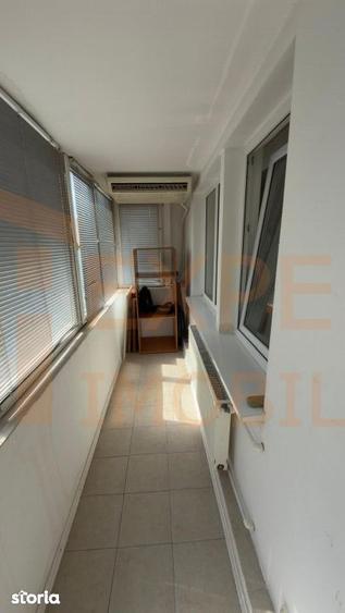 Apartament cu 2 camere, mobilat în Central