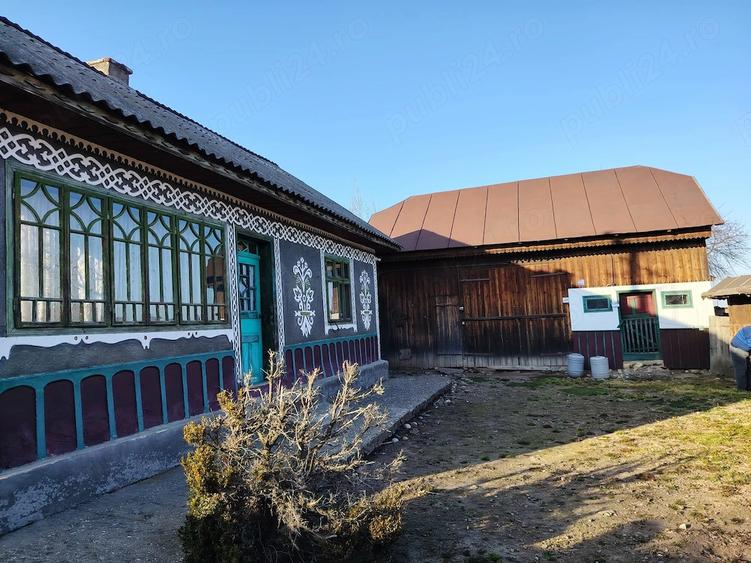 Casă cu 3 camere cu Teren 3400 Mp în Drăgoiești