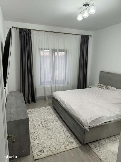 Casă cu 3 camere cu Teren 400 Mp în Central