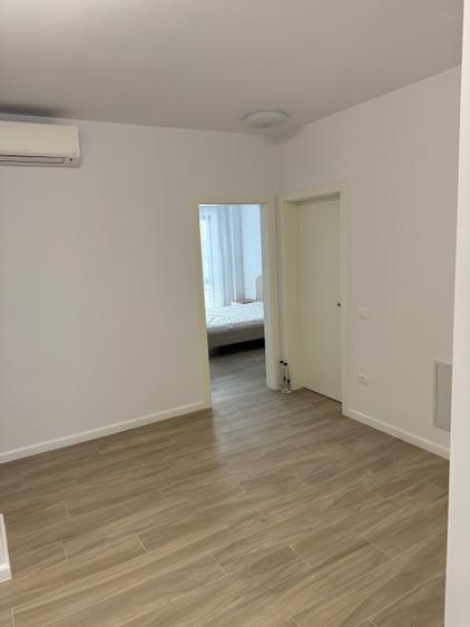 Apartament cu 2 camere decomandat în Torontalului