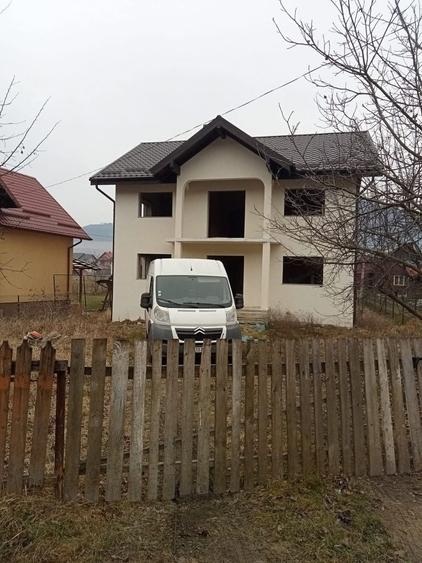 Casa de vanzare in Campulung - 8