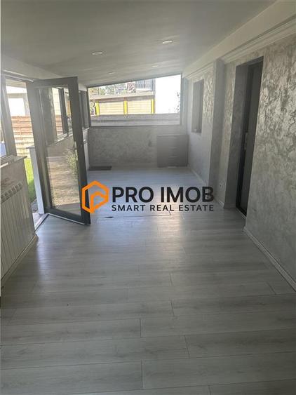 Casă individuală cu 6 camere cu Teren 400 Mp în Vânători