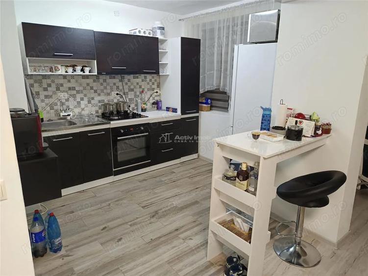 Apartament cu 2 camere decomandat, mobilat în Central