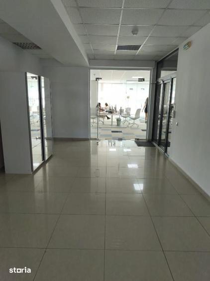 Spațiu comercial, de 135 mp, în Central