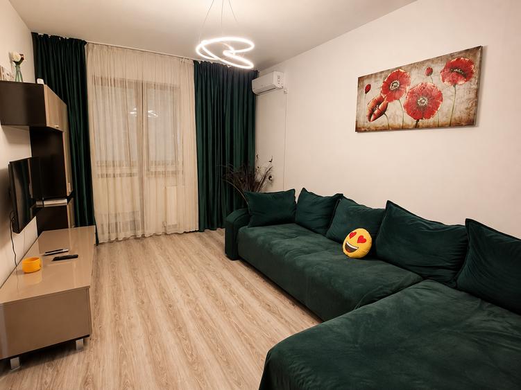 Apartament cu 2 camere decomandat în Metalurgiei