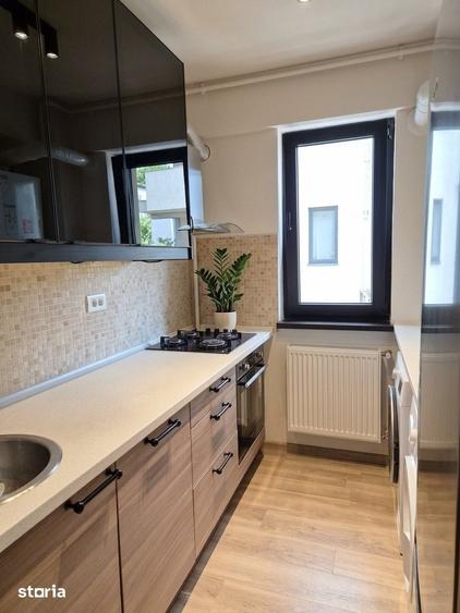 Decomandat - metrou Bazilescu - prima inchiriere - 1