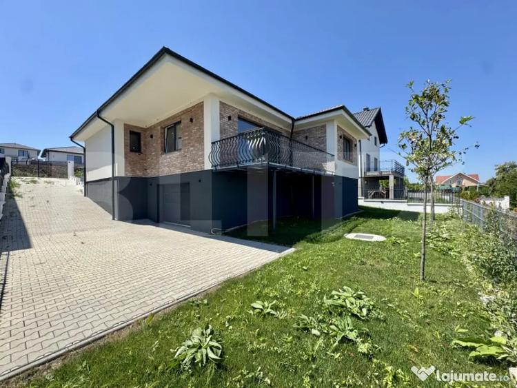 Casă cu 4 camere cu Teren 500 Mp în Corunca