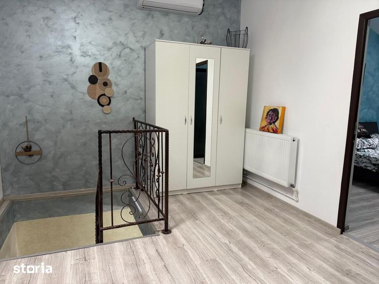 Casă cu 5 camere cu Teren 190 Mp în Chercea