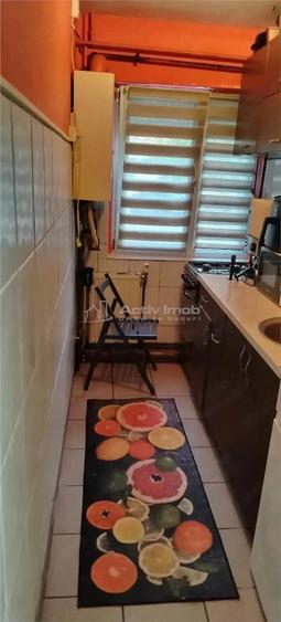 Apartament cu 2 camere semidecomandat în Aurel Vlaicu