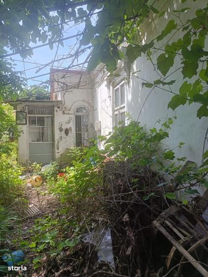 Casă cu 3 camere în Central