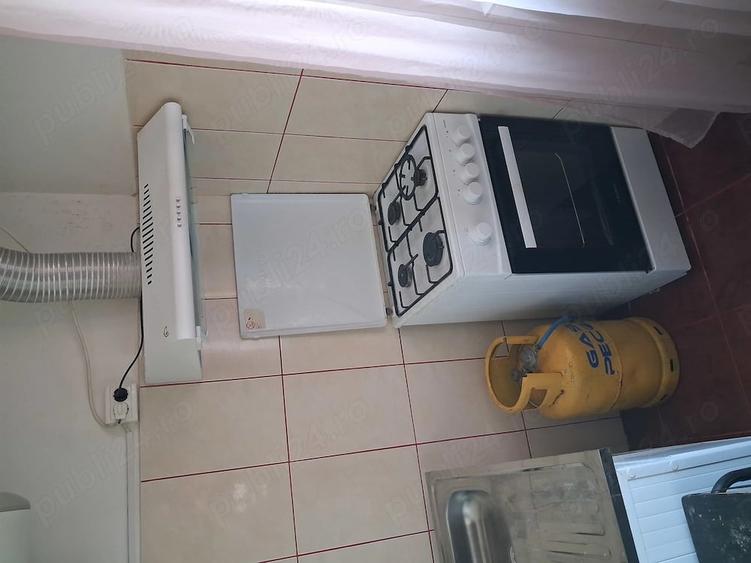 Garsonieră decomandată în Central