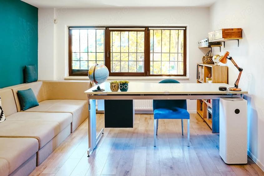 Apartament cu 4 camere decomandat în Central