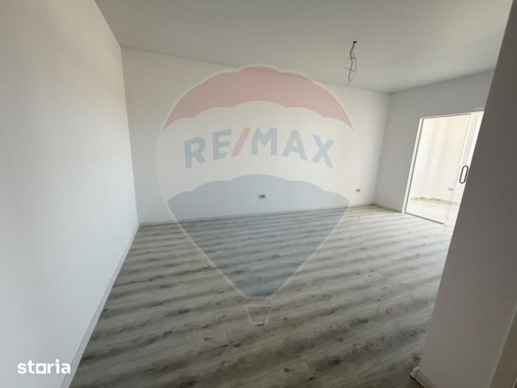 Apartament cu 2 camere semidecomandat în Rahova