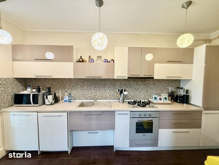 Apartament cu 3 camere, mobilat în Zona Industrială