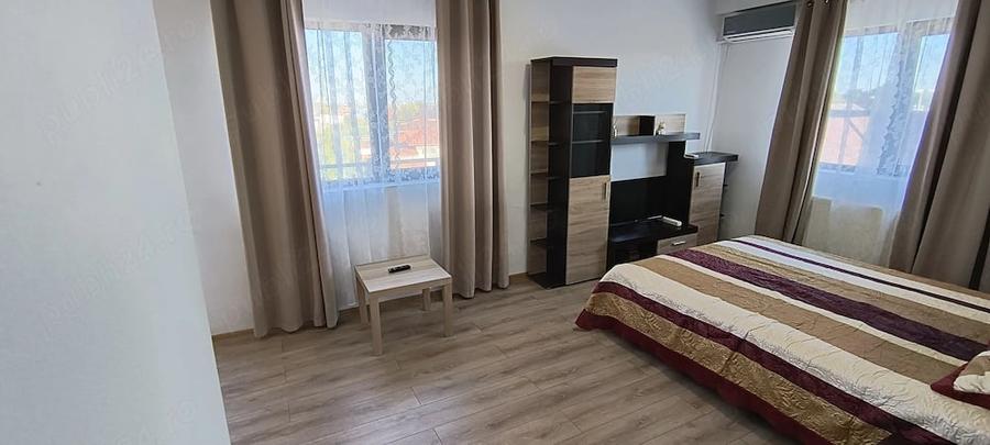 Garsonieră decomandată în Central