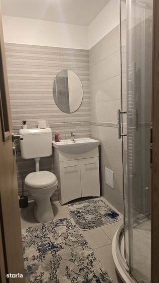 Apartament cu 4 camere în Crângași