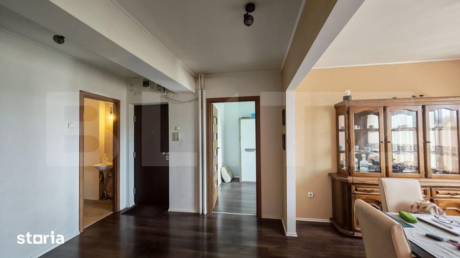 Apartament 4 camere decomandat, etaj intermediar, Splaiul Crisanei - 3