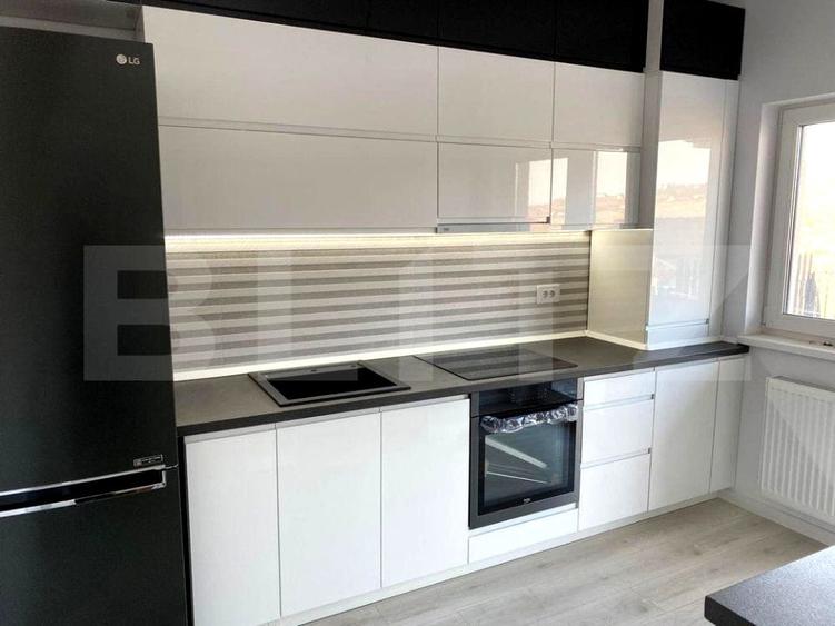 Casă individuală cu 4 camere cu Teren 250 Mp în Rediu