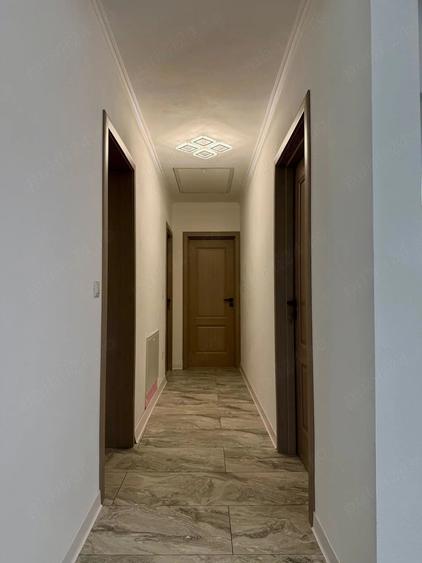 Casă cu 4 camere cu Teren 400 Mp în Exterior Vest