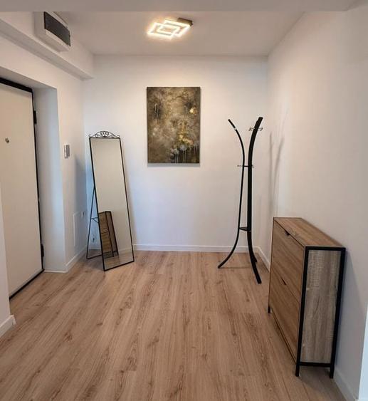 Apartament cu 2 camere semidecomandat, mobilat în Pipera