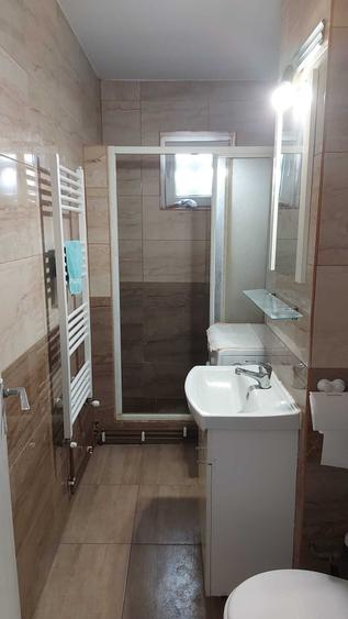 Apartament cu 2 camere nedecomandat în Central