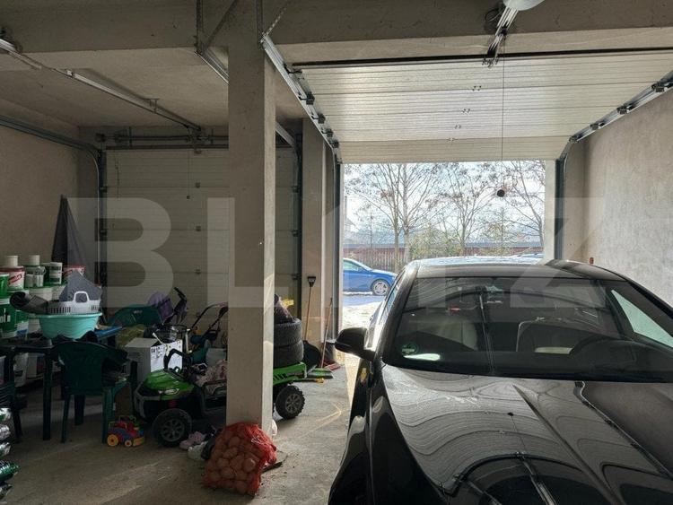 Casă individuală cu 6 camere cu Garaj în Horodnic