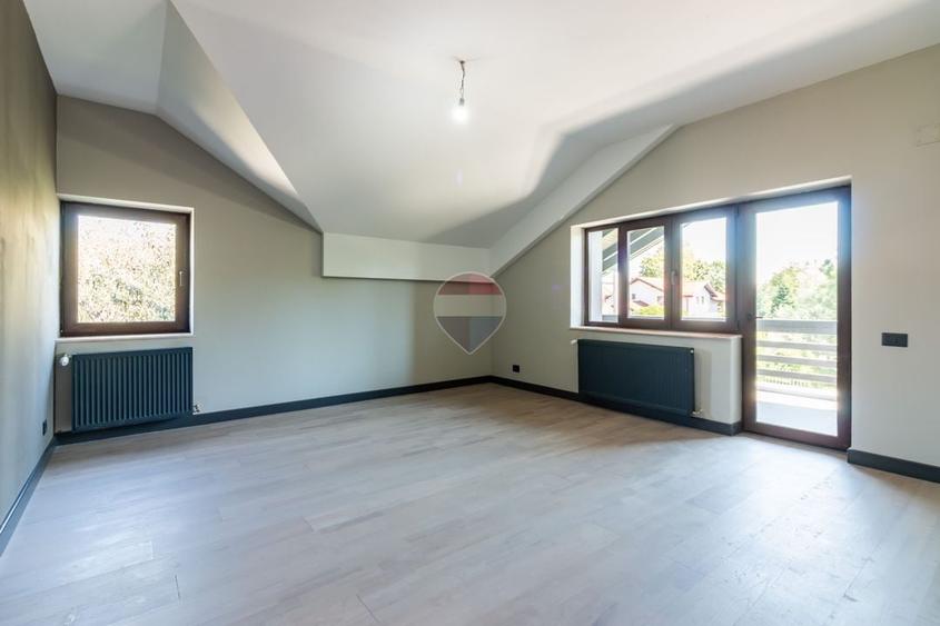 Casă individuală cu 4 camere cu Teren 563 Mp în Corbeanca