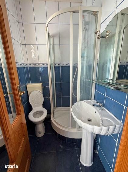 Casă cu 5 camere cu Teren 280 Mp în Central