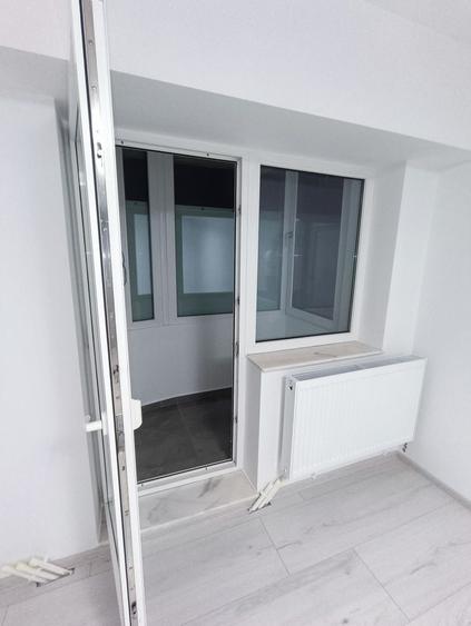 Apartament cu 3 camere decomandat în Stadion