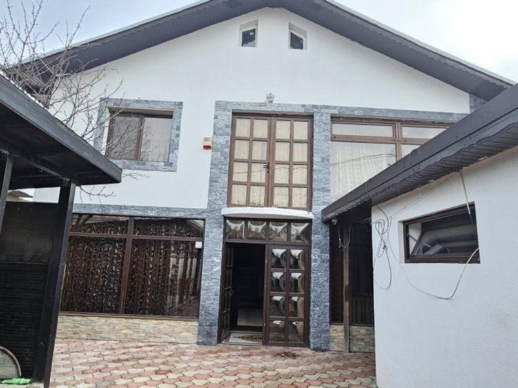 Casă individuală cu 4 camere cu Teren 275 Mp în Glina