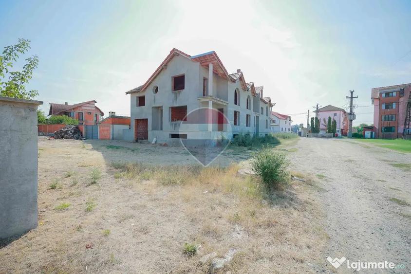 Casă cu 4 camere cu Teren 161 Mp în Central