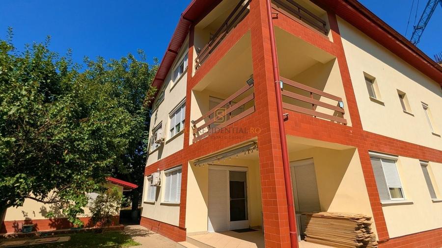 Casă individuală cu 8 camere cu Canalizare în Metalurgiei