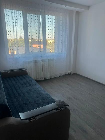 Apartament cu 2 camere decomandat în Exterior Vest