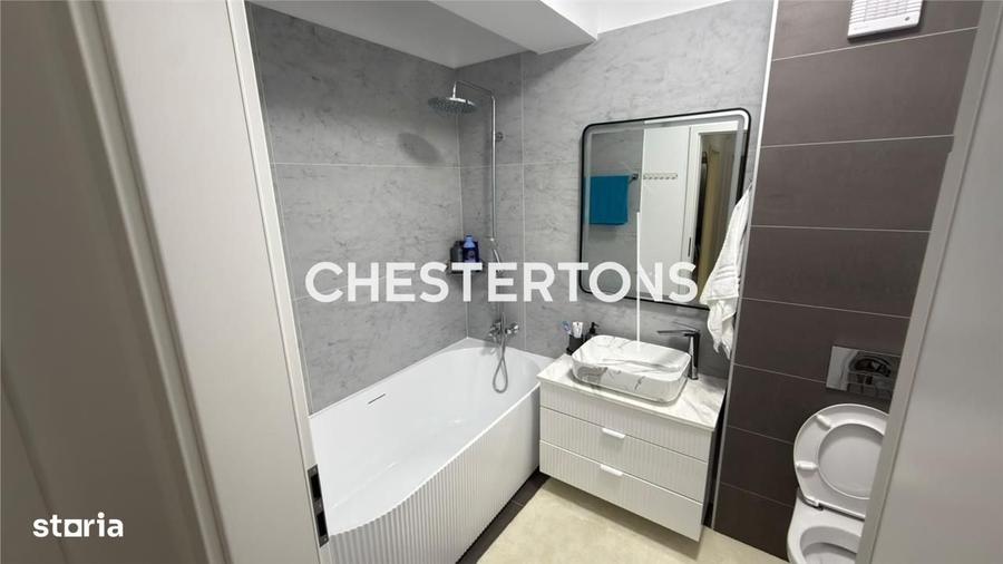 Apartament cu 3 camere semidecomandat în Central