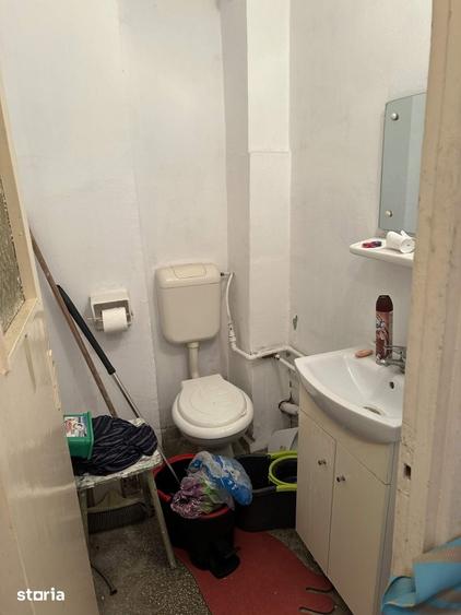 Apartament cu 4 camere în Calea București