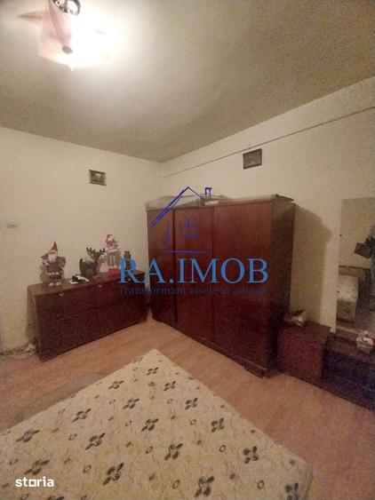 Apartament cu 2 camere decomandat în Vest