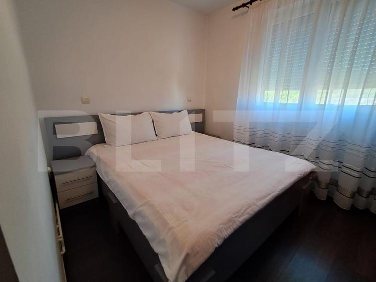 Apartament cu 3 camere decomandat, mobilat în Sighișoara