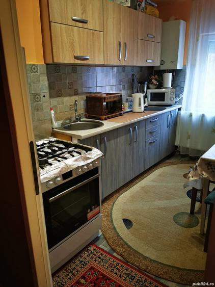 Apartament cu 2 camere semidecomandat în Micro 16