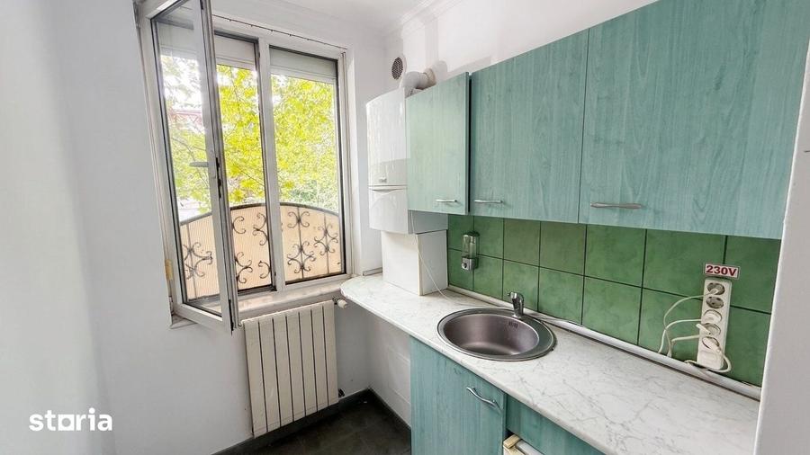 Casă cu 3 camere cu Teren 100 Mp în Iancului